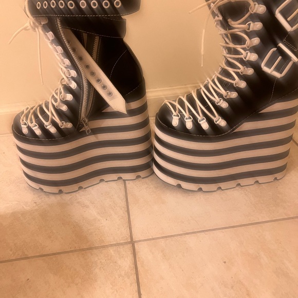 Dolls Kill Black and White Striped Platform Boots - Picture 3 of 11